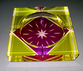 廣州夢煥工藝美術(shù)品深圳供應(yīng) 彩色煙灰缸批發(fā)零售與定制